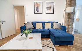 One-Bed Flat Angel, Islington
